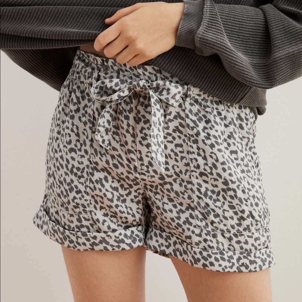 American eagle camp shorts